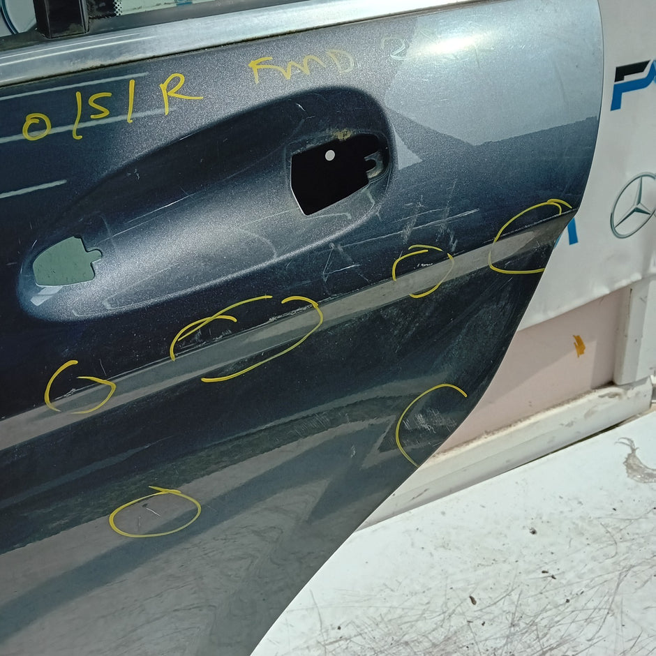 MEECEDES C-C-CLAS W204 SLN DRIVER REAR DOOR OSR 2008-14 GREY FMD284