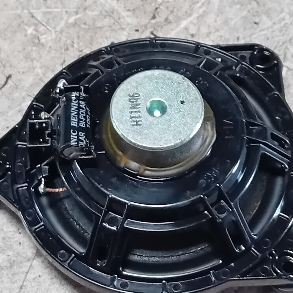 MERCEDES C CLASS DOOR SPEAKER FRONT LEFT PASSENGER SIDE A2228200202 W205 2016