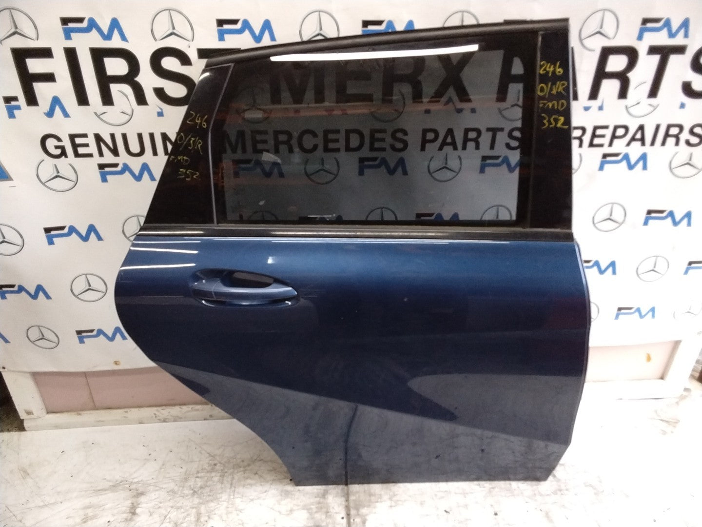 MERCEDES B-CLASS W246 DRIVER REAR DOOR OSR BLUE 2012-19 COMPLETE FMD352