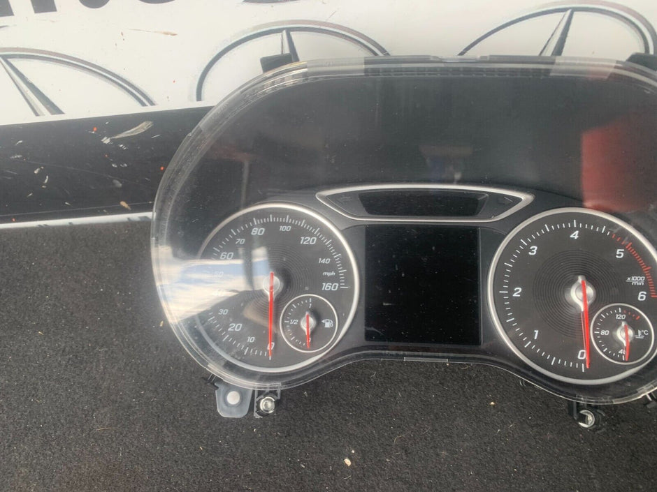 Mercedes A Class W176 2012 - 2018 1.5 Diesel Instrument Cluster Speedometer