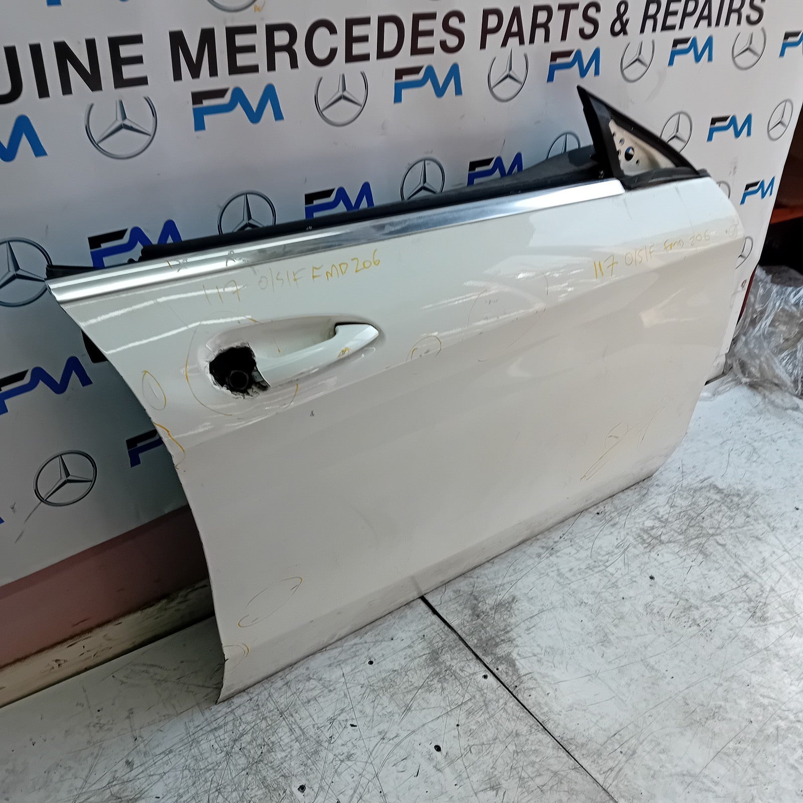MERCEDES BENZ CLA W117 COUPE DRIVER FRONT DOOR OSF WHITE 2013- 2019 FMD206