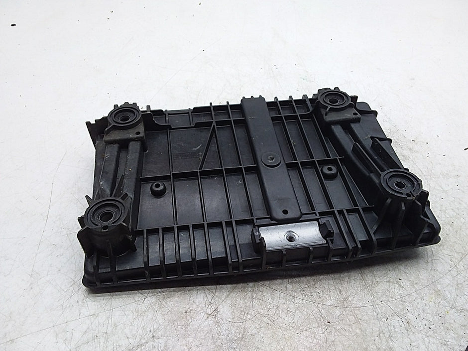 MERCEDES BENZ C-CLASS W205 BATTERY TRAY COVER  A2056200118 FMR210