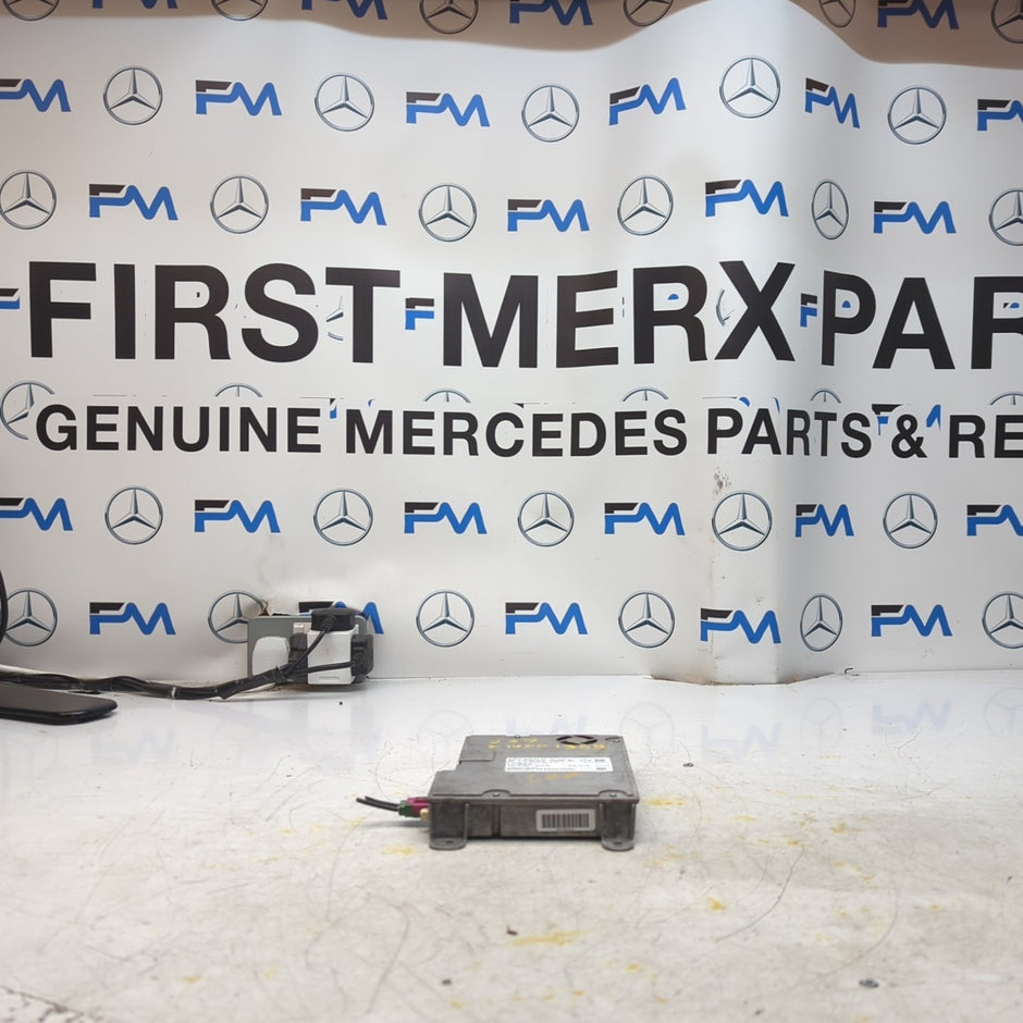 MERCEDES B-CLASS  INSTRUMENT CLUSTER CONTROL UNIT W247 A2479004111 FM001368