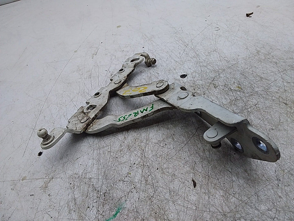MERCEDES E-CLS W207 FRONT RIGHT BONNET HINGE A2048800228 FMR255