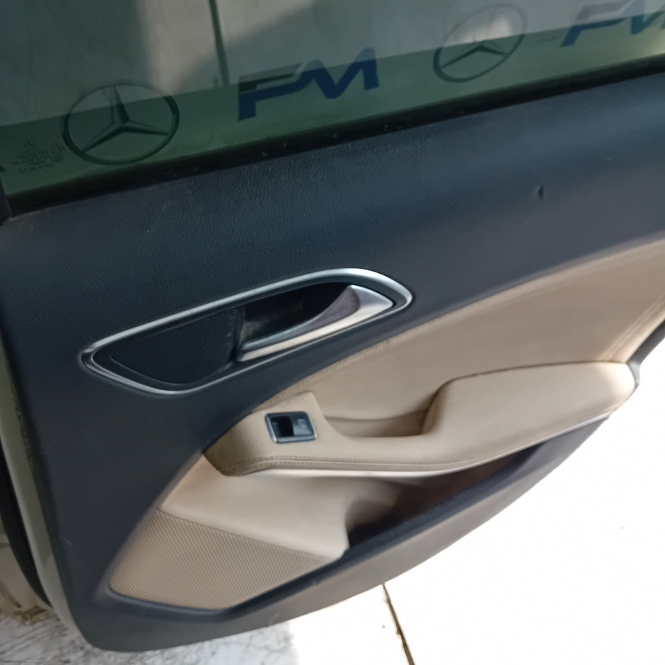 MEECEDES GLA X156 DRIVER SIDE REAR DOOR OSR 2014-19 WHITE COMPLETE FMD282