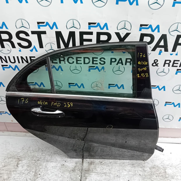MERCEDES A-CLASS W176 SLN DRIVER REAR DOOR OSR BLACK 2012-18 COMPLETE FMD258