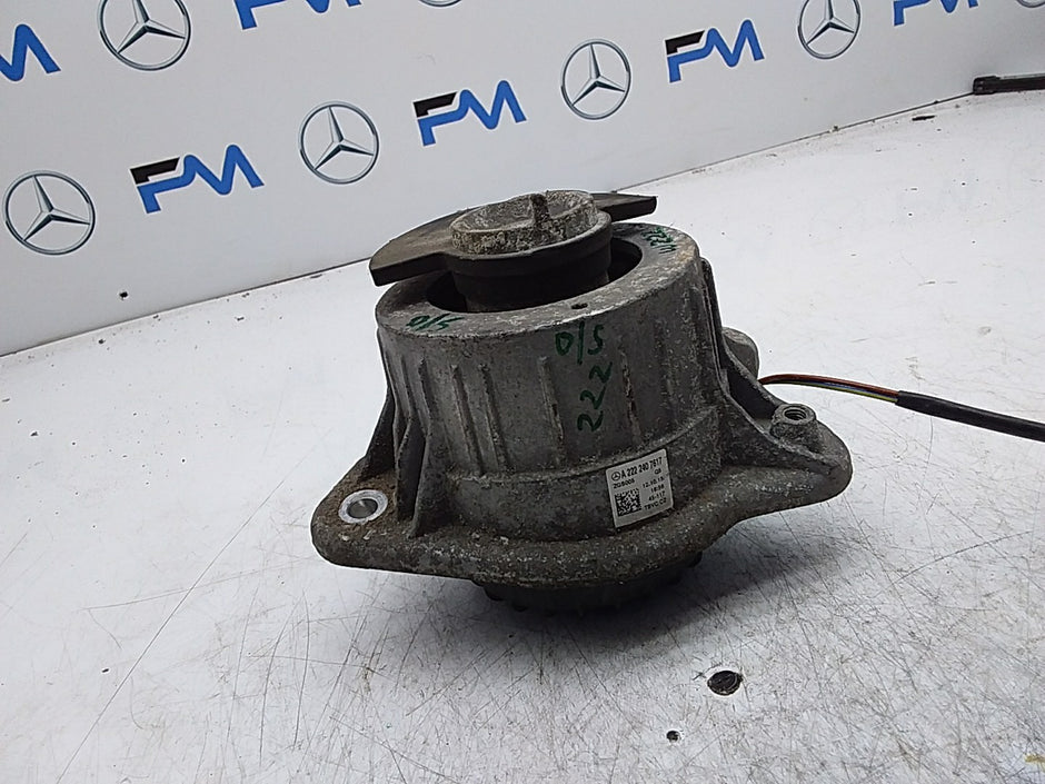 MERCEDES BENZ  S-CLASS  W222  ENGINE MOUNT RIGHT OS A2222407617 FMR347