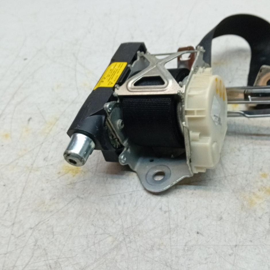 MERCEDES S-CLASS W222 PASSENGER LEFT SEAT BELT BLACK A2228600785 2015 FM001452