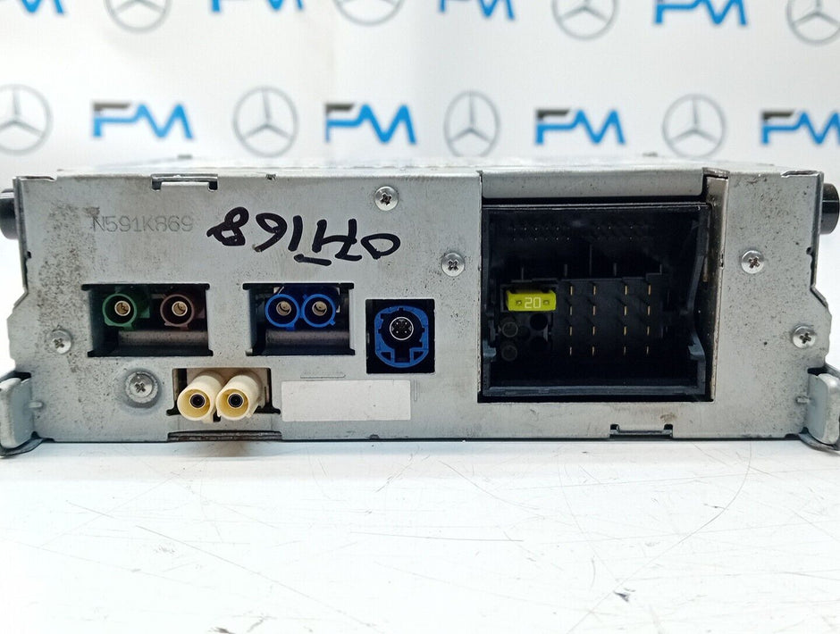 MERCEDES - BENZ E - CLASS W213 2017 RADIO SAT NAV HEAD UNIT  A2139004316 FM00299