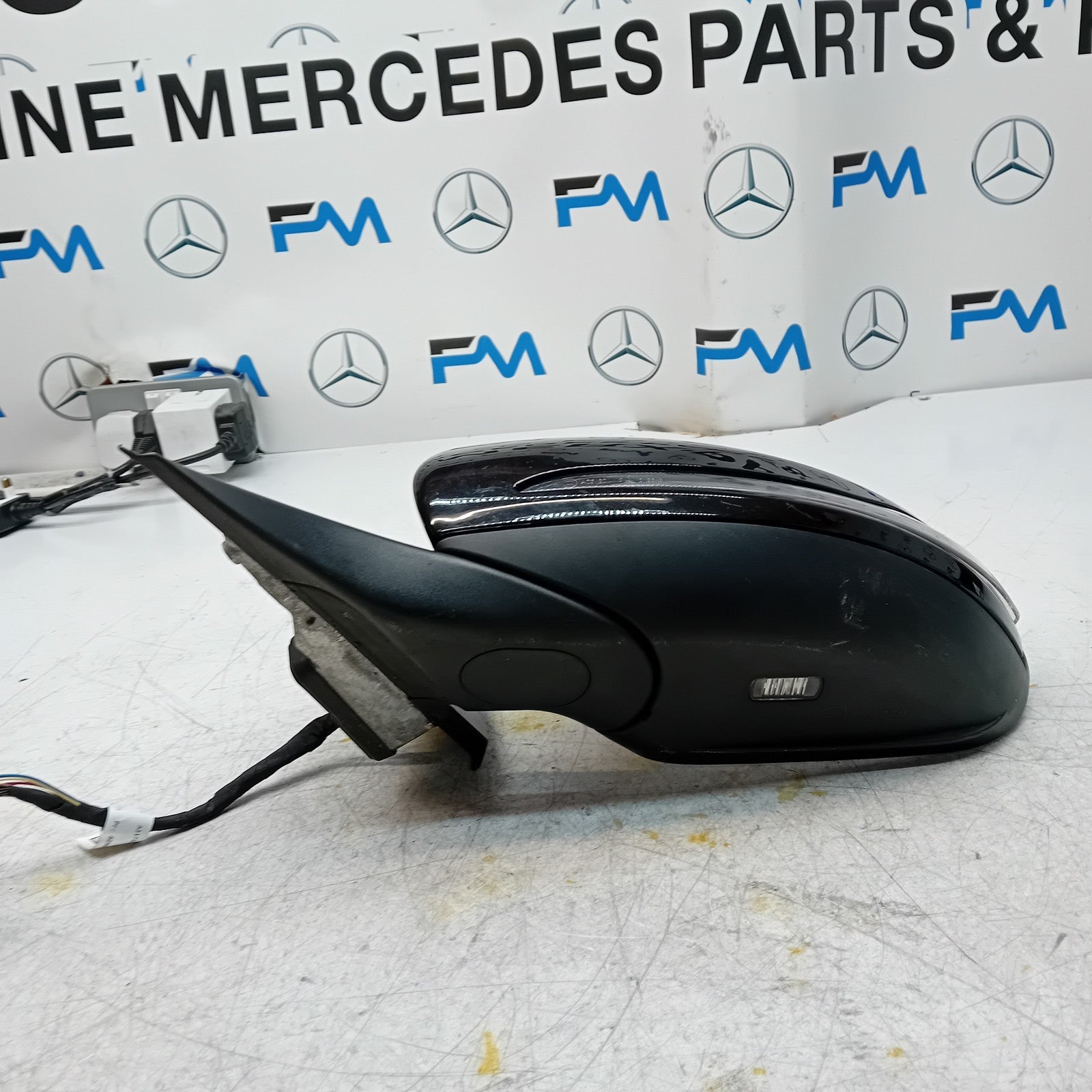 MERCEDES BENZ C-CLASS W205 PASSENGER WING MIRROR NS BLACK PL A2058104702 FMM81