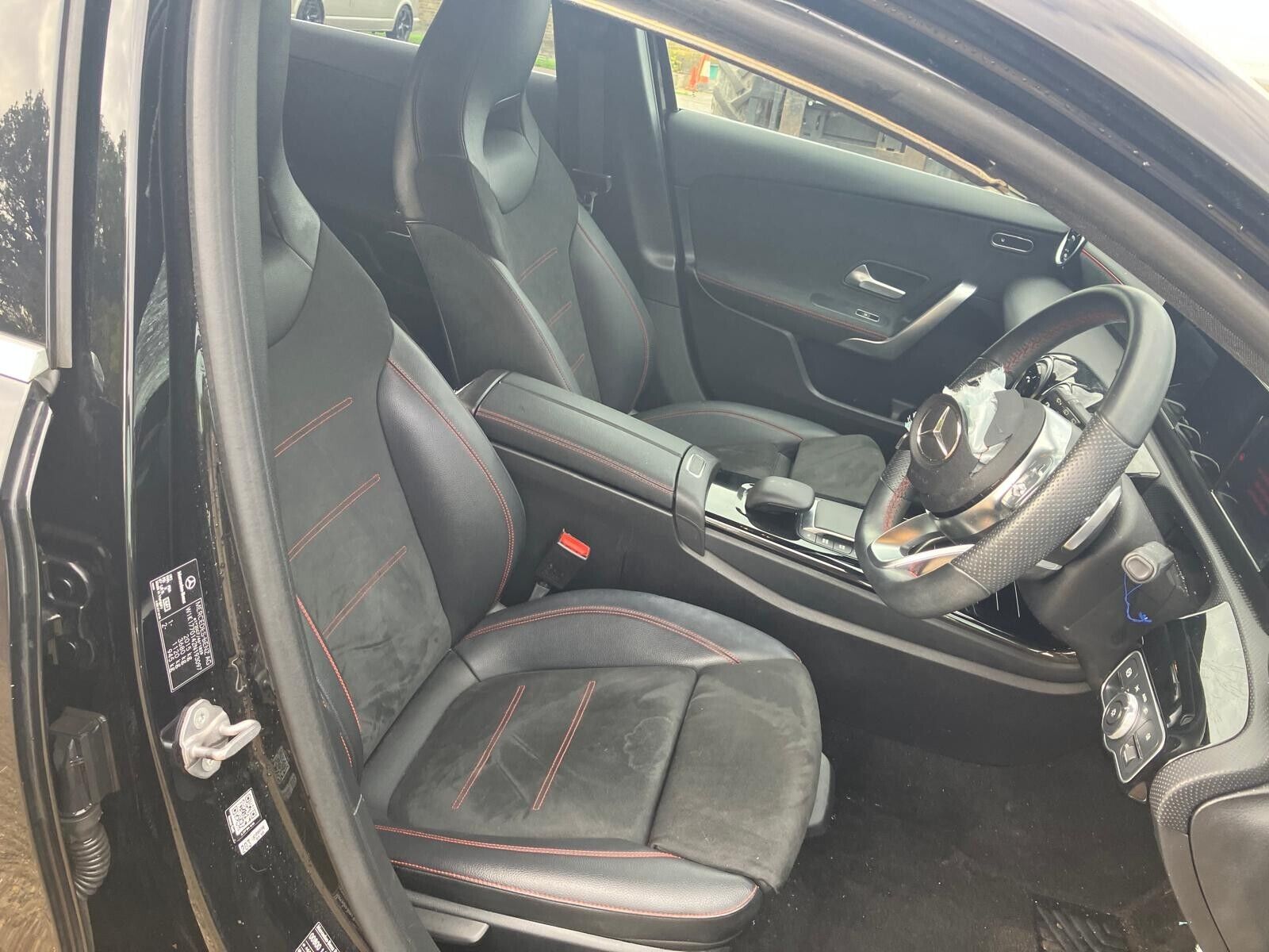 MERCEDES BENZ A-CLASS W177 BREAKING / AIR BAGS ( STEERING WHEEL, KNEE, ROOF )