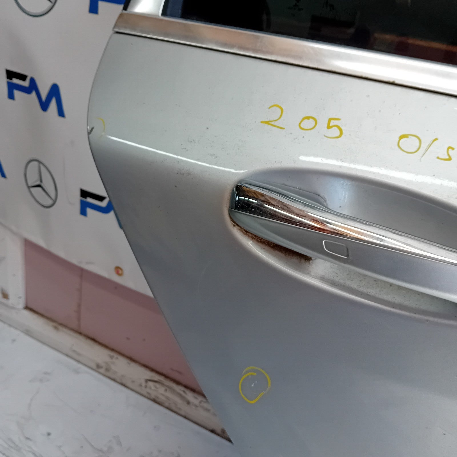 MERCEDES C-CLASS W205 SLN DRIVER REAR DOOR OSR SILVER 2014 ON COMPLETE FMD450