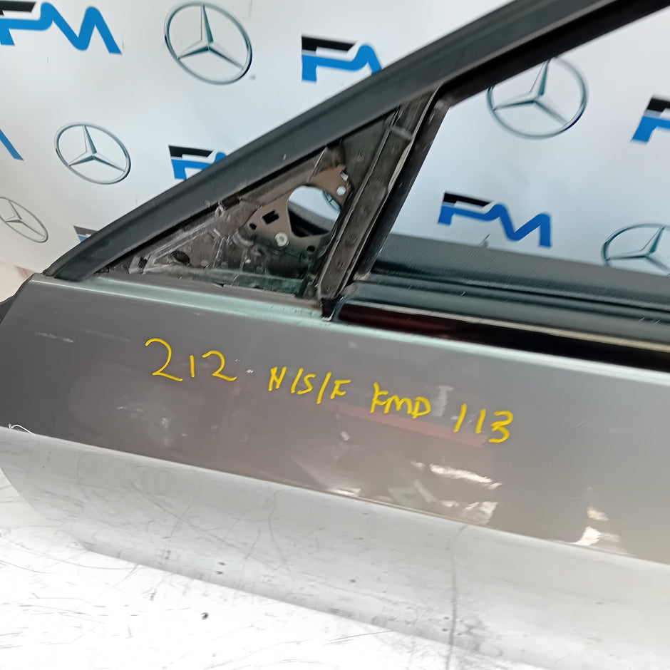 MERCEDES BENZ  E-CLASS W212 PASSENGE SIDE FRONT DOOR N/S/F COMPLETE GREY FMD113