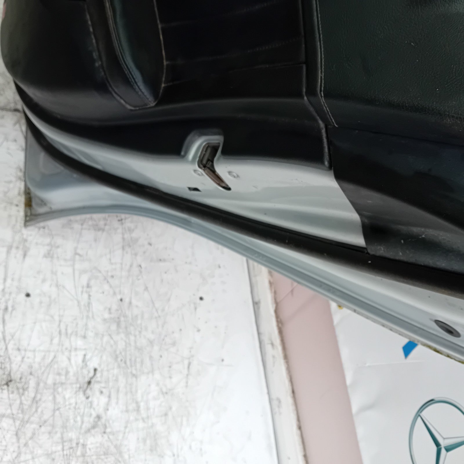 MERCEDES C-CLASS W205 SALOON DRIVER REAR DOOR OSR SILVER 2014 ON COMPLETE FMD240