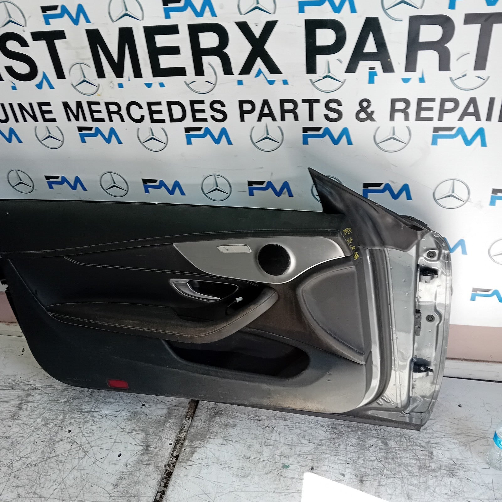 MERCEDES C-CLASS W205 CP PASSENGER FRONT DOOR NSF 2016 ON GREY COMPLETE FMD365