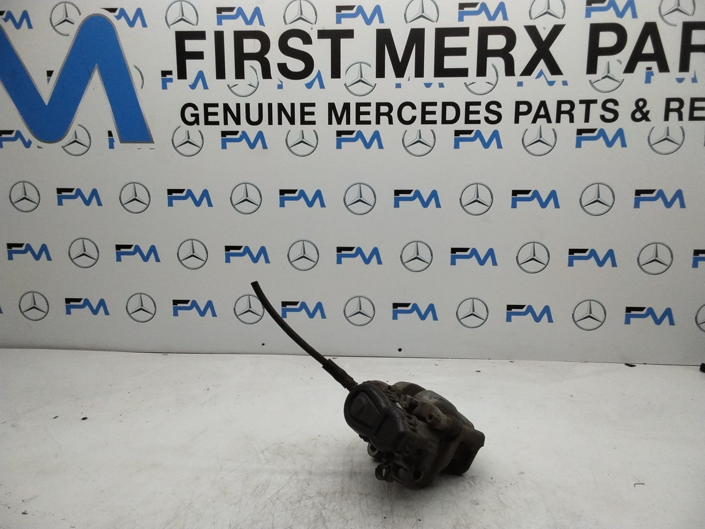 MERCEDES  B-CLASS W246 BRAKE CALIPER REAR LEFT PASSENGER SIDE A2464232198 FMR135
