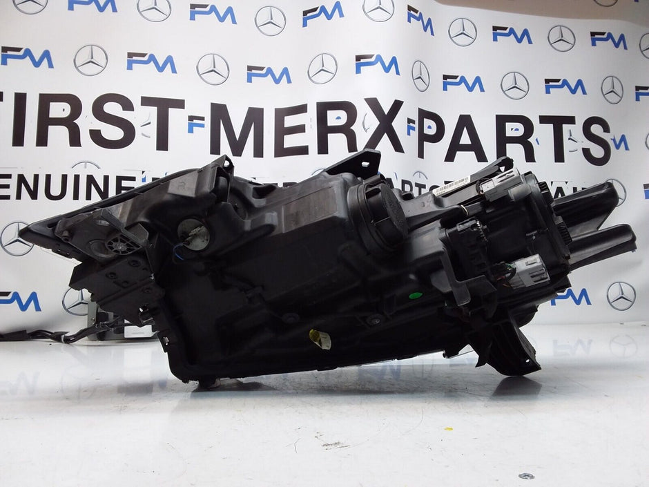 MITSUBISHI OUTLANDER MK3 2015 HEADLIGHT DRIVER SIDE RIGHT R0094N 090U FMH73