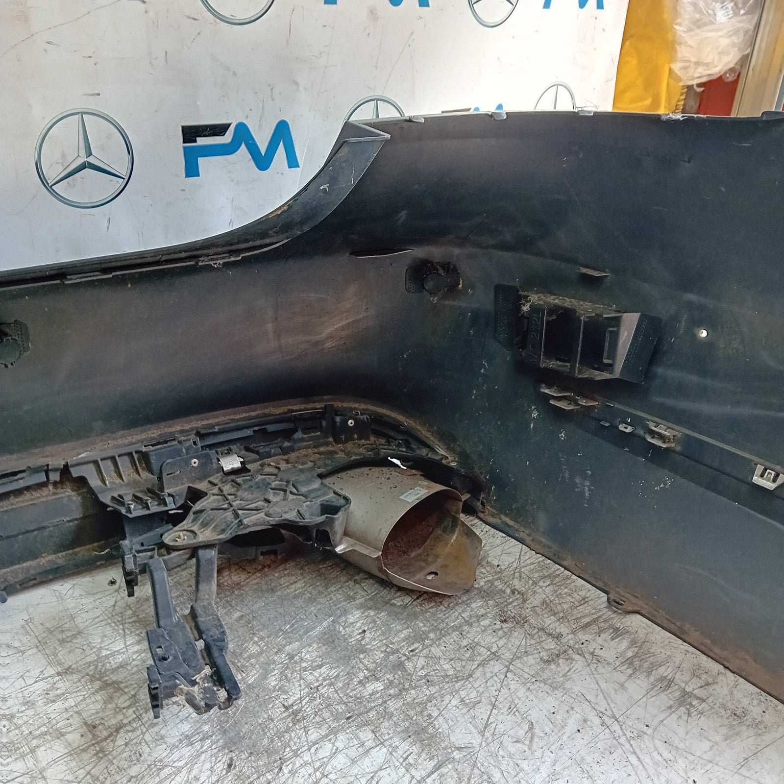 MERCEDES BENZ E-CLASS W212 REAR BUMPER BLACK 2014 A2128855125 FMX129