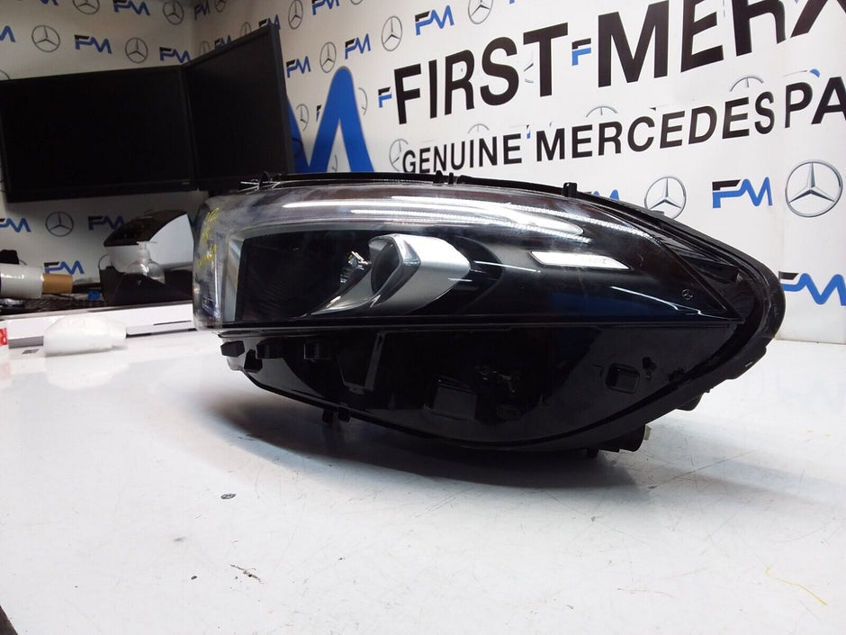 2014 MERCEDES E-CLASS W212 N/S Passenger Side Front Headlight FMH40 LED HIGH