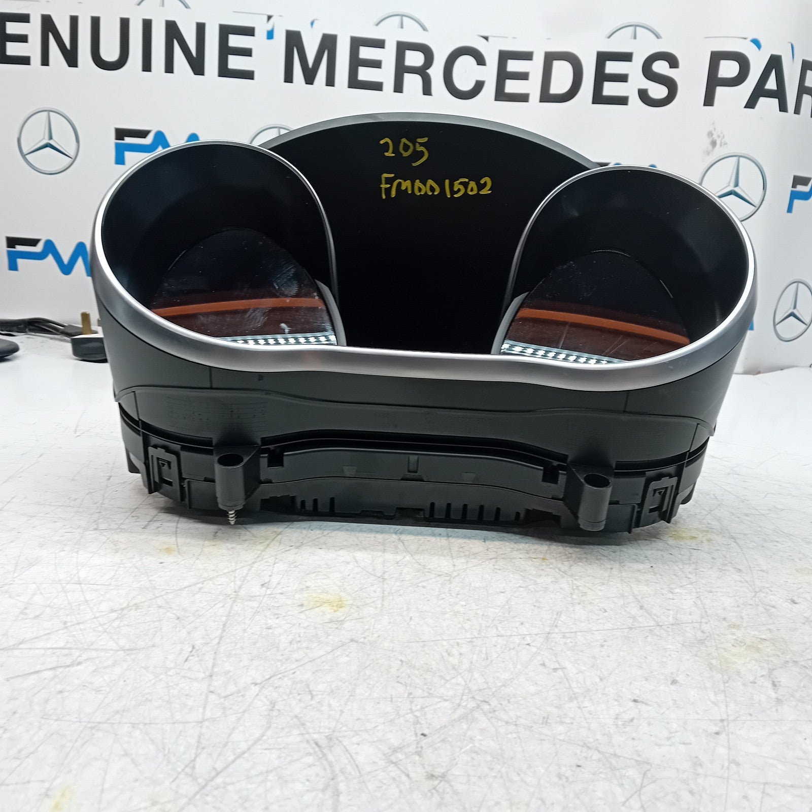 MERCEDES C-CLASS W205 SPEEDOMETER INSTRUMENT CLUSTER BLACK A2059003327 FM001502