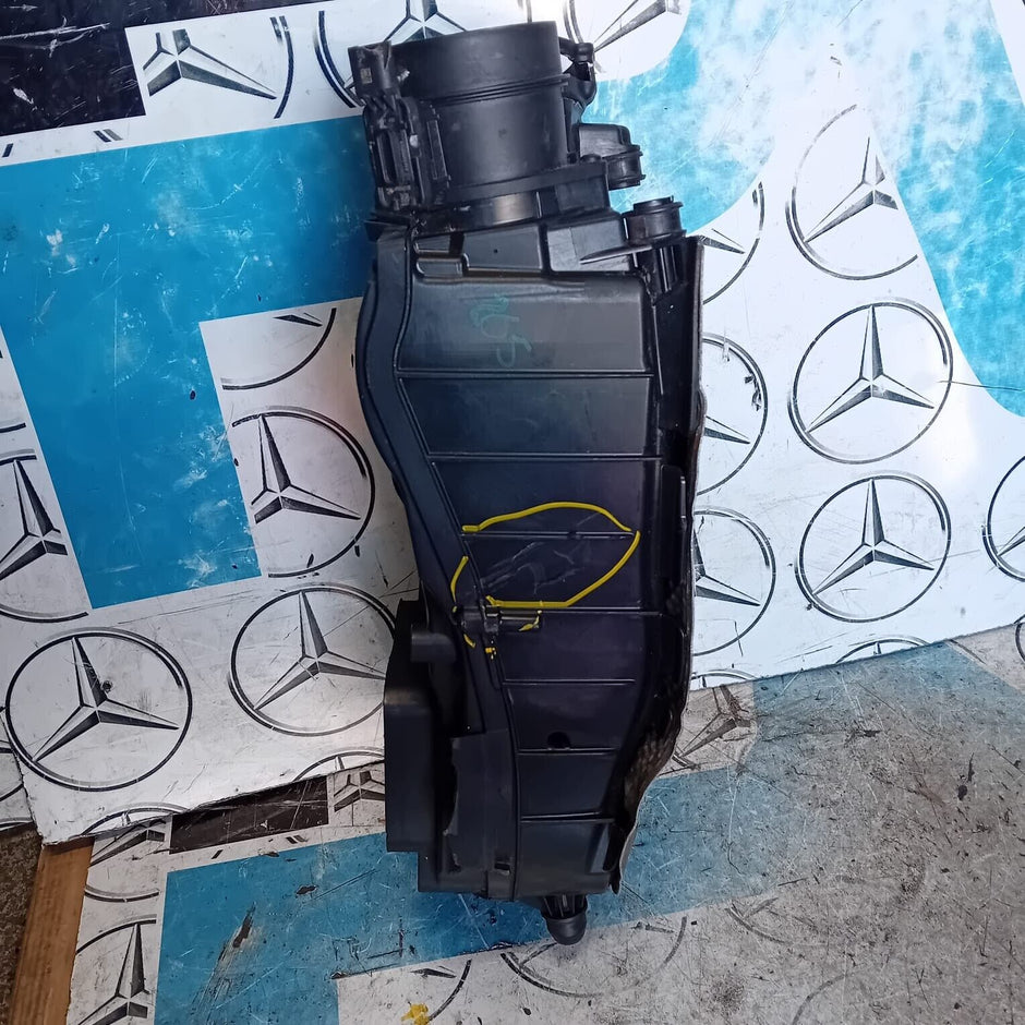 MERCEDES BENZ C CLASS W205 2.1 DIESEL AIR FILTER BOX HOUSING  A6510902501