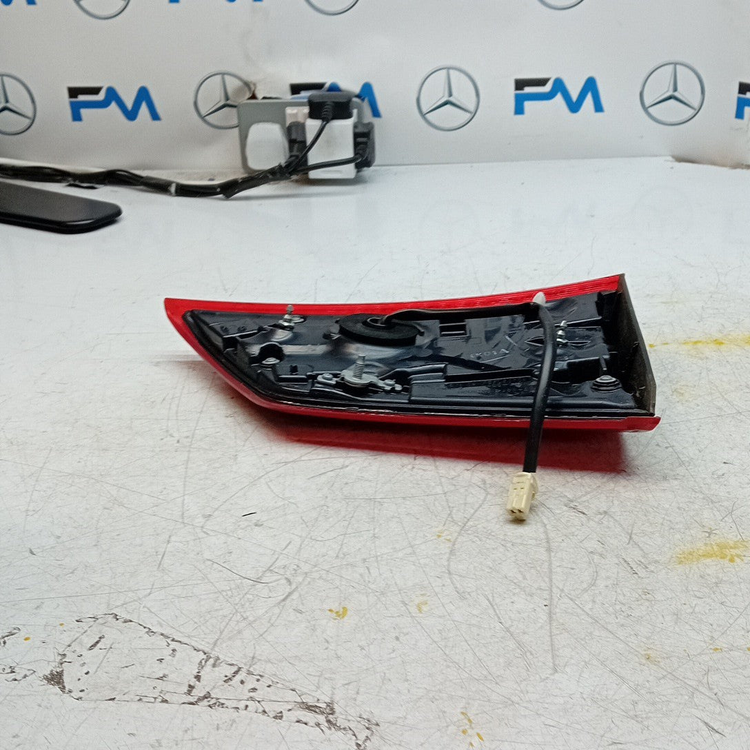 MITSUBISHI OUTLANDER MK3 PASSENGER SIDE LEFT REAR INNER TAIL LIGHT 2013 FMT303