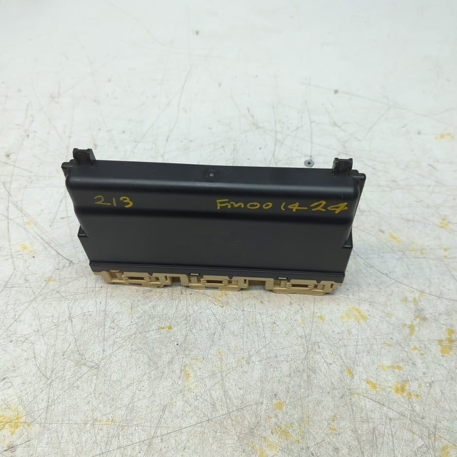 MERCEDES E CLASS W213 FRONT RIGHT SEAT CONTROL MODULE A2139002713 FM001424
