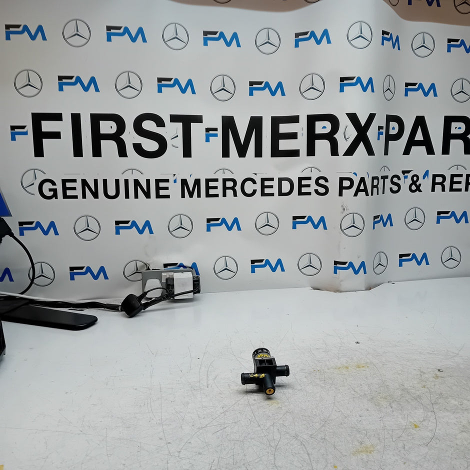 MERCEDES BENZ B-CLASS W211 HYBR ELECTRIC COOLANT WATER PUMP A2465000040 FM001471