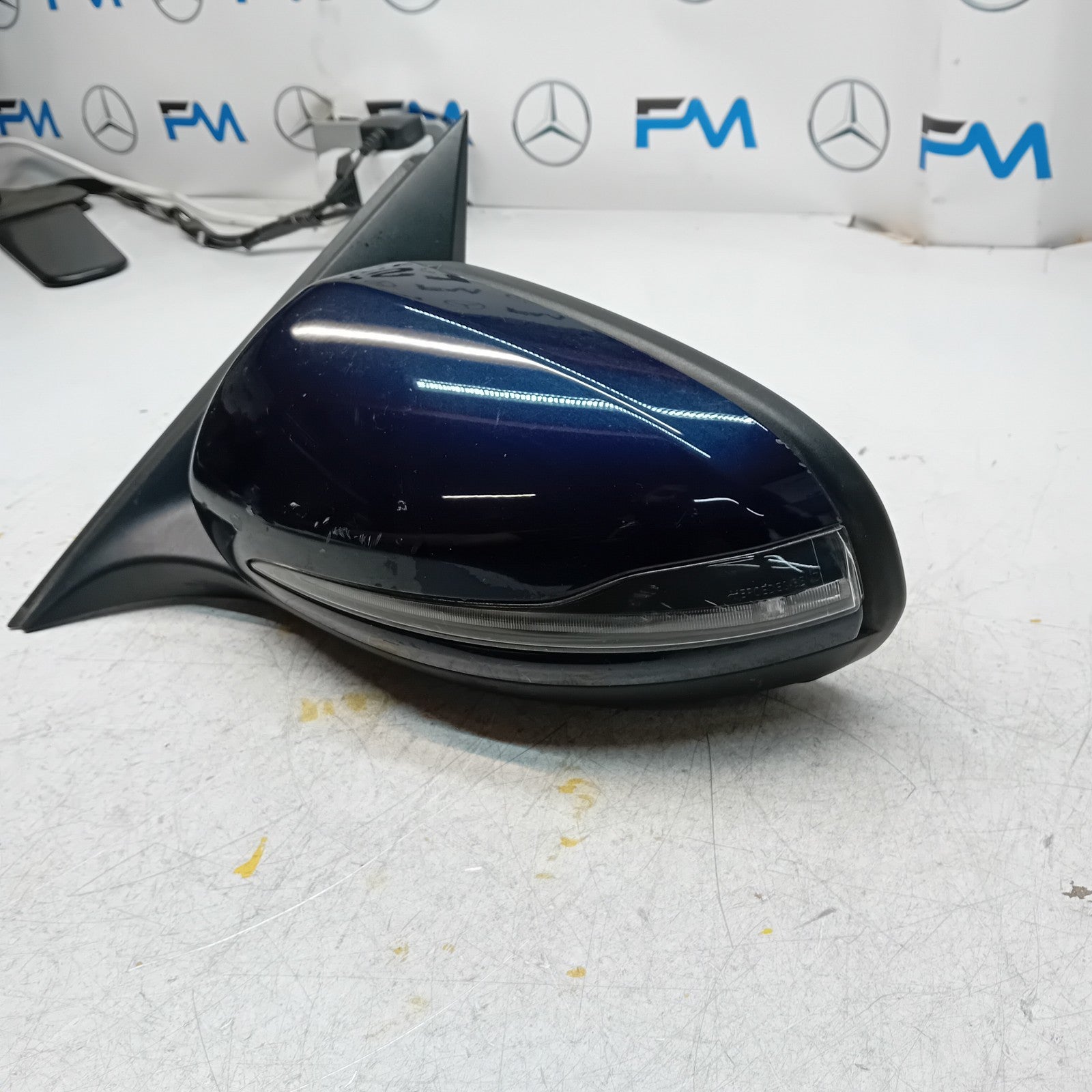 MERCEDES C-CLASS  W205 PASSENGER SIDE WING MIRROR A2058104702 BLUE FMM36