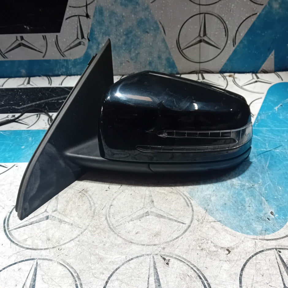 GENUINE MERCEDES A-CLASS W176 2015-2018 LEFT PASSENGER SIDE WING MIRROR FRAME