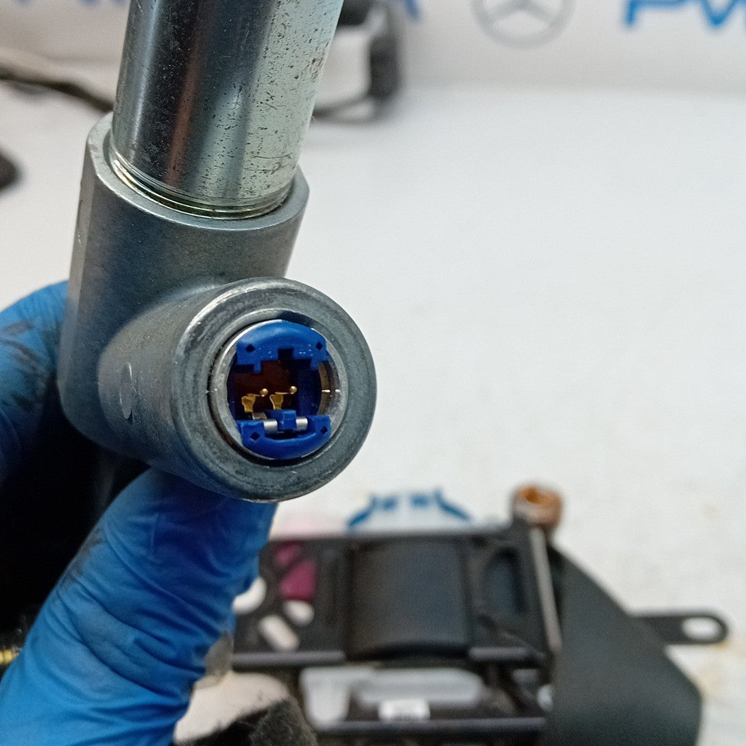 MITSUBISHI OUTLANDER MK3 SEAT BELT FRONT PASSENGER NSF TKAH2EN306 BLACK FM001242