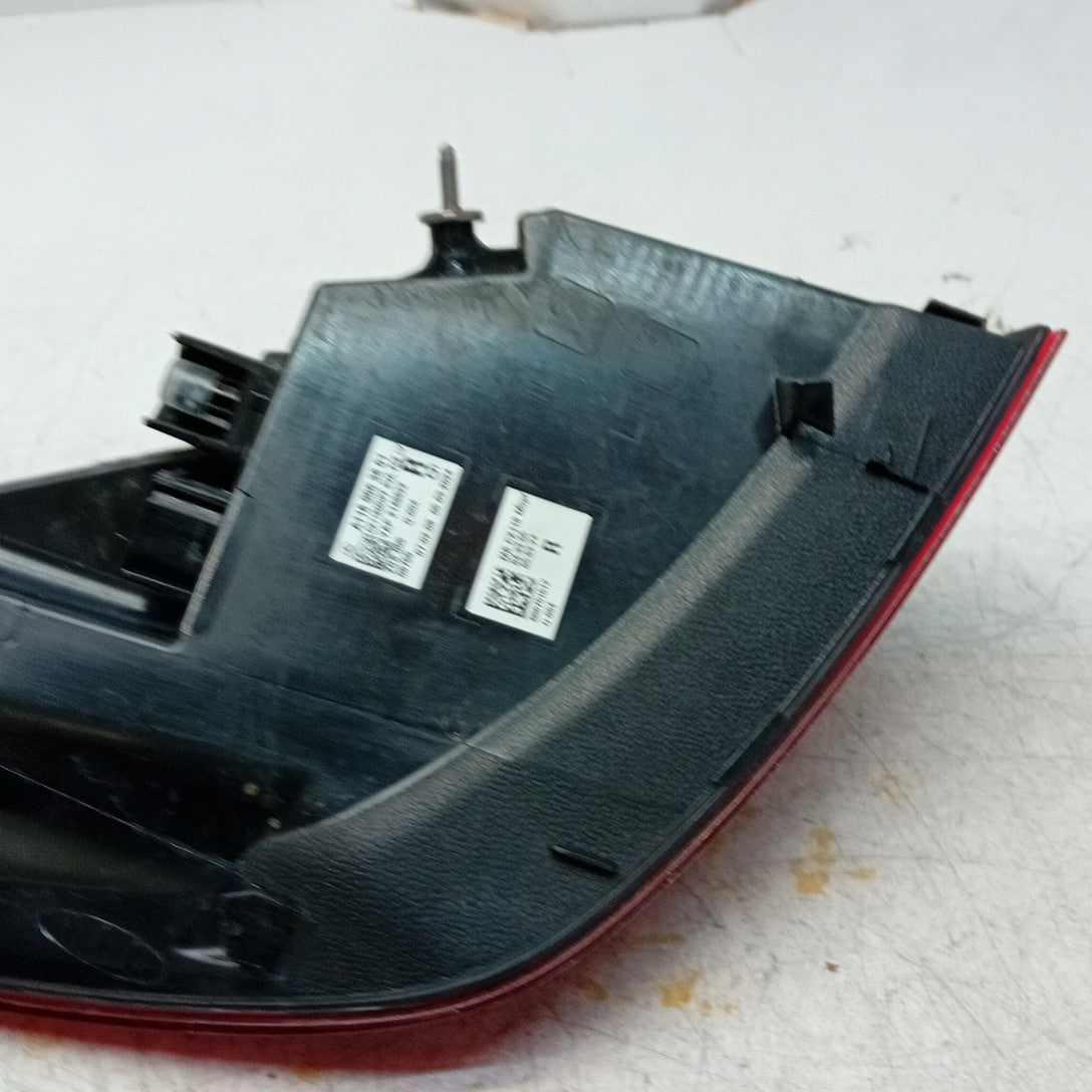 MERCEDES CLA W118 DRIVER SIDE RIGHT OS REAR TAIL LIGHT A1189063801 FMT226