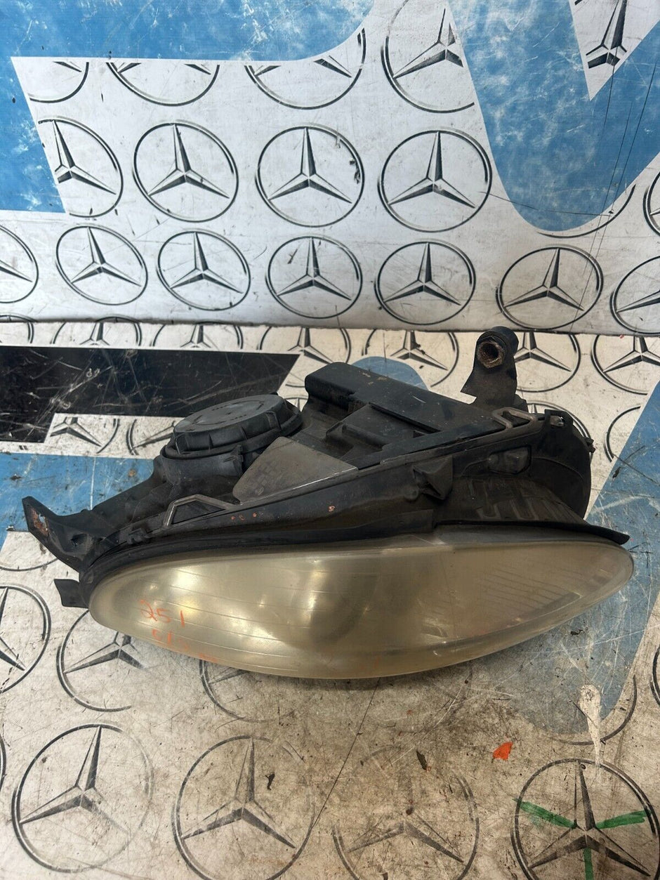 MERCEDES R CLASS W251 2005-2011  HEADLIGHT  DRIVERS O/S RIGHT A25182602 FMH19