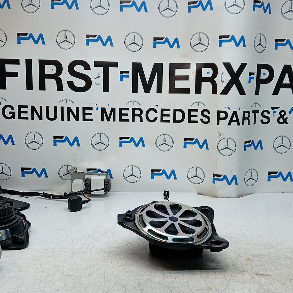 MERCEDES C CLASS W205 BURMESTER SUBWOOFER SPEAKER 2018 AMG A2058201402 FM001569