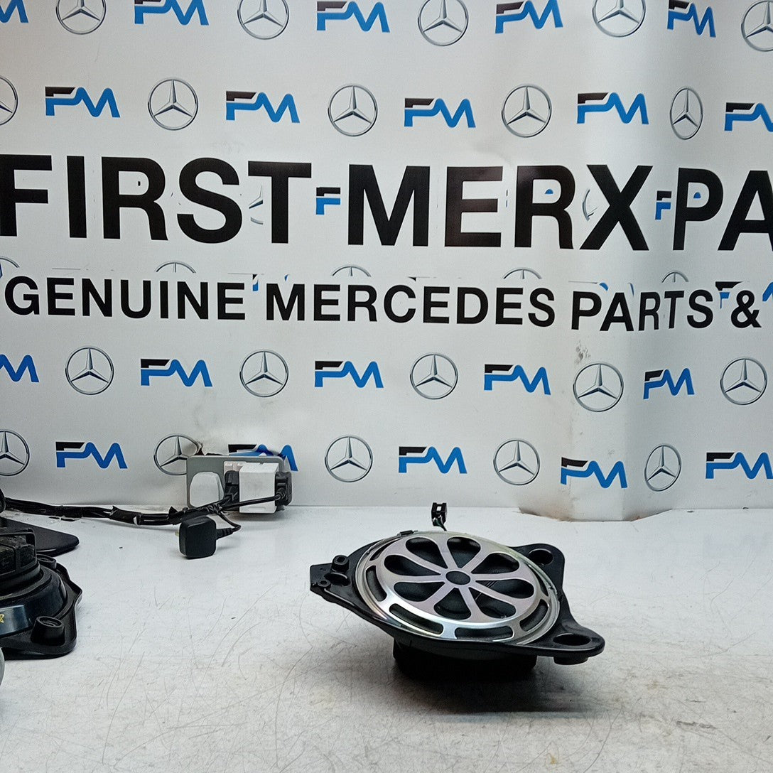 MERCEDES C CLASS W205 BURMESTER SUBWOOFER SPEAKER 2018 AMG A2058201402 FM001569