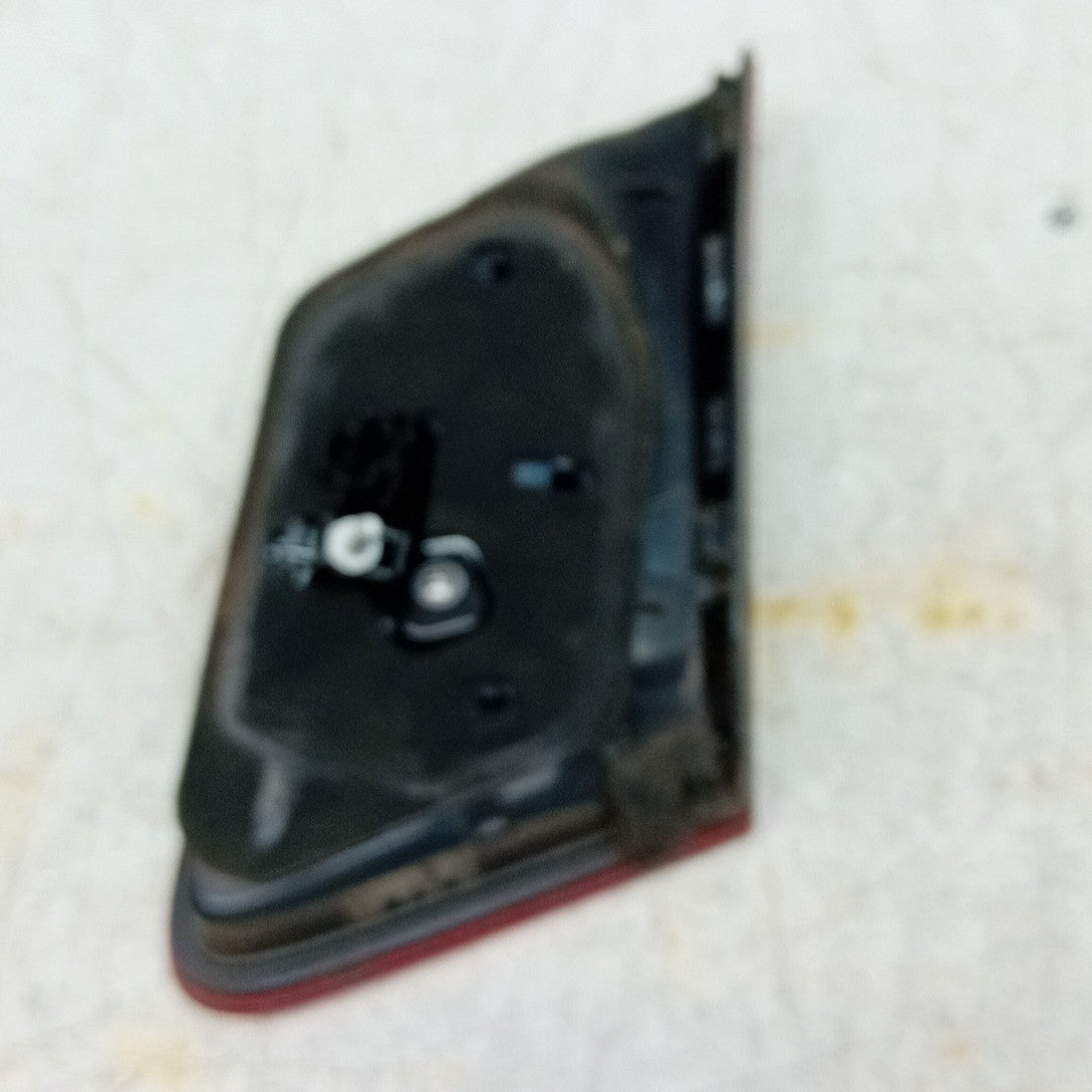 MERCEDES E-CLASS W212 PASSENGER INNER SIDE LEFT REAR TAIL LIGHT 2014 FMT315
