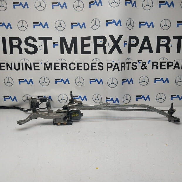 14-21 MERCEDES C CLASS WINDSCREEN WIPER MOTOR & LINKAGE FRONT A2058200940FM00219