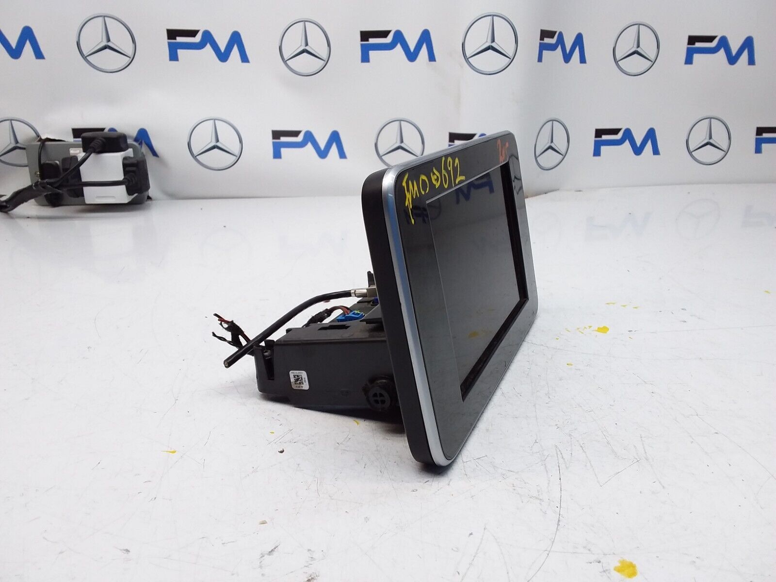 MERCEDES C-CLASS W205 2014 SAT NAV MULTIMEDIA SCREEN A2059004113 FM00692