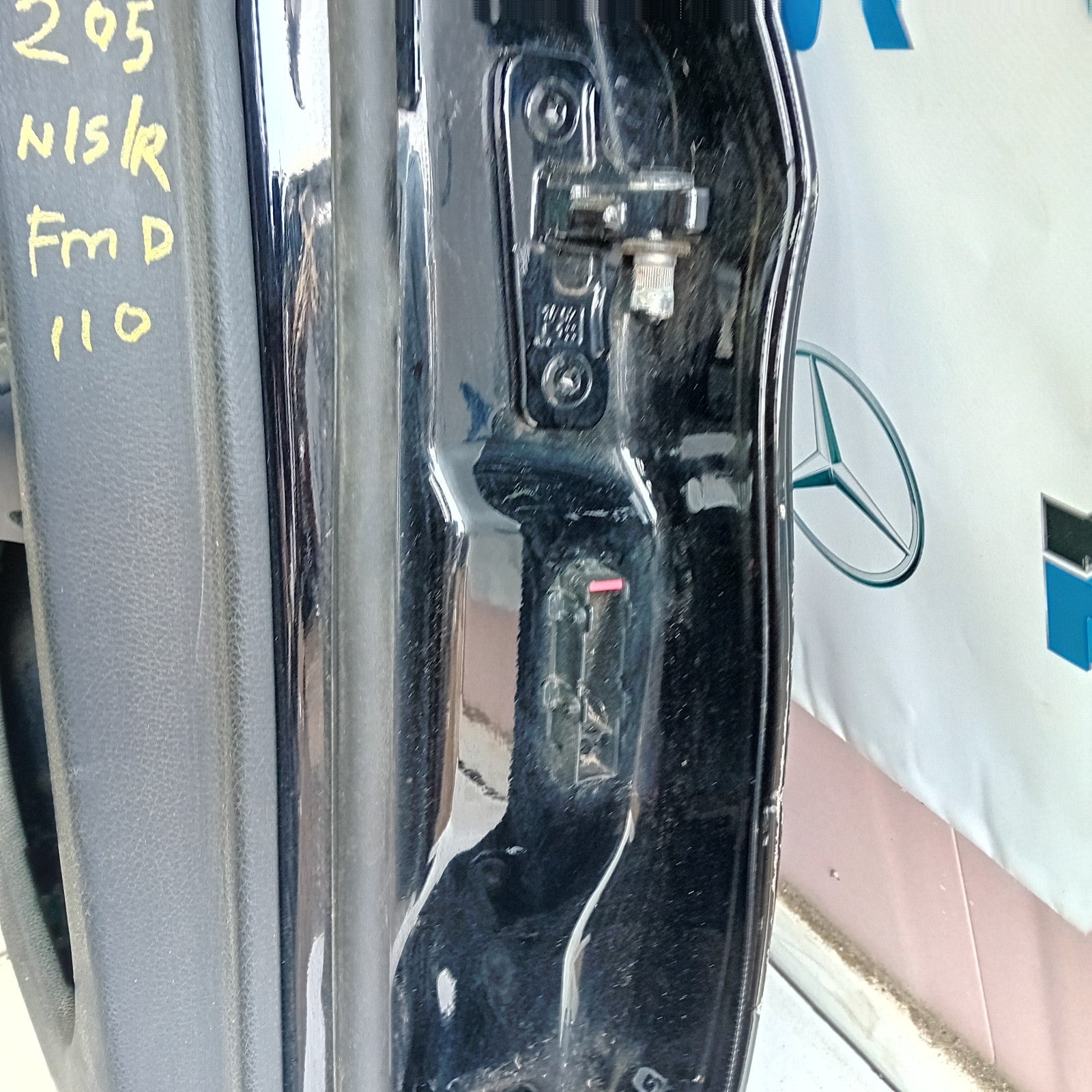MERCEDES BENZ  C-CLASS W2O5 PASSENGER SIDE REAR DOOR N/S/R COMPLETE BLACK FMD110