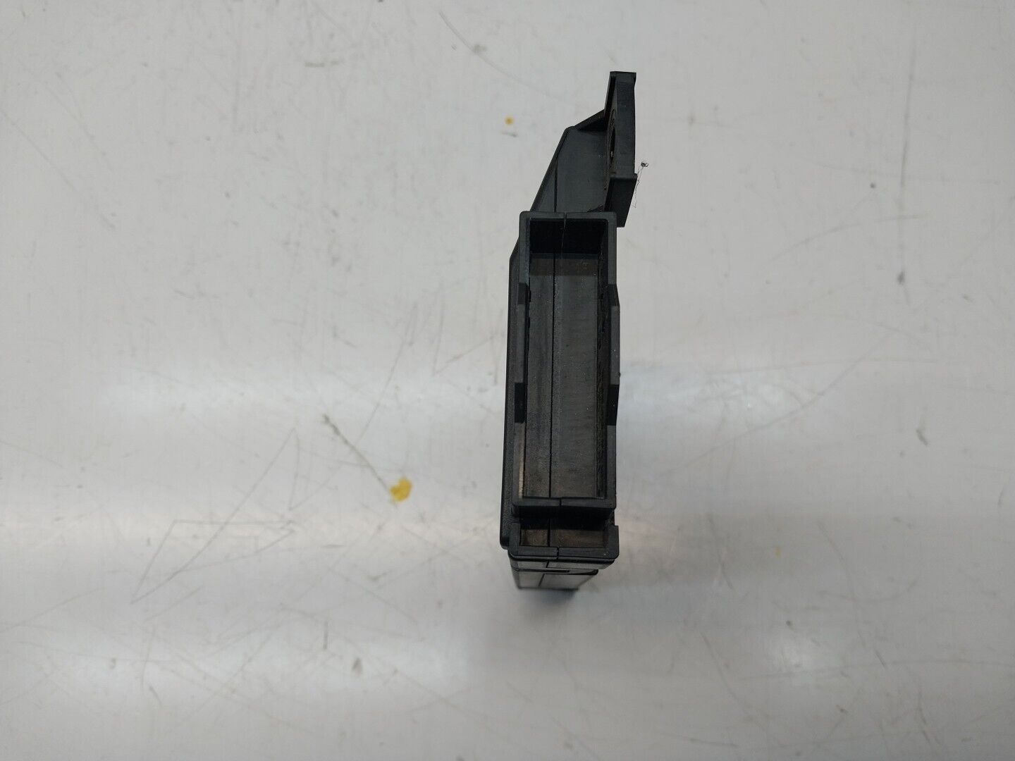 Mercedes W213 Ignition Central Lock Control Unit Module ECU A2139005528 FM00270