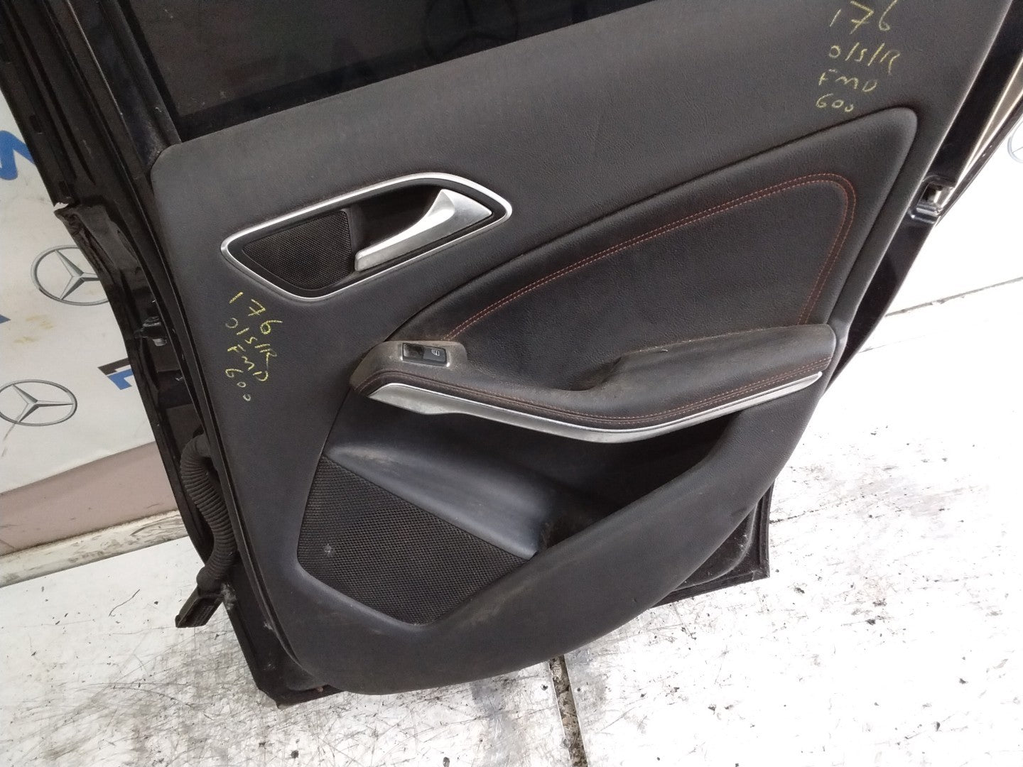 MERCEDES A-CLS W176  DRIVER REAR  DOOR OSR  2012-18 BLACK COMPLETE FMD600