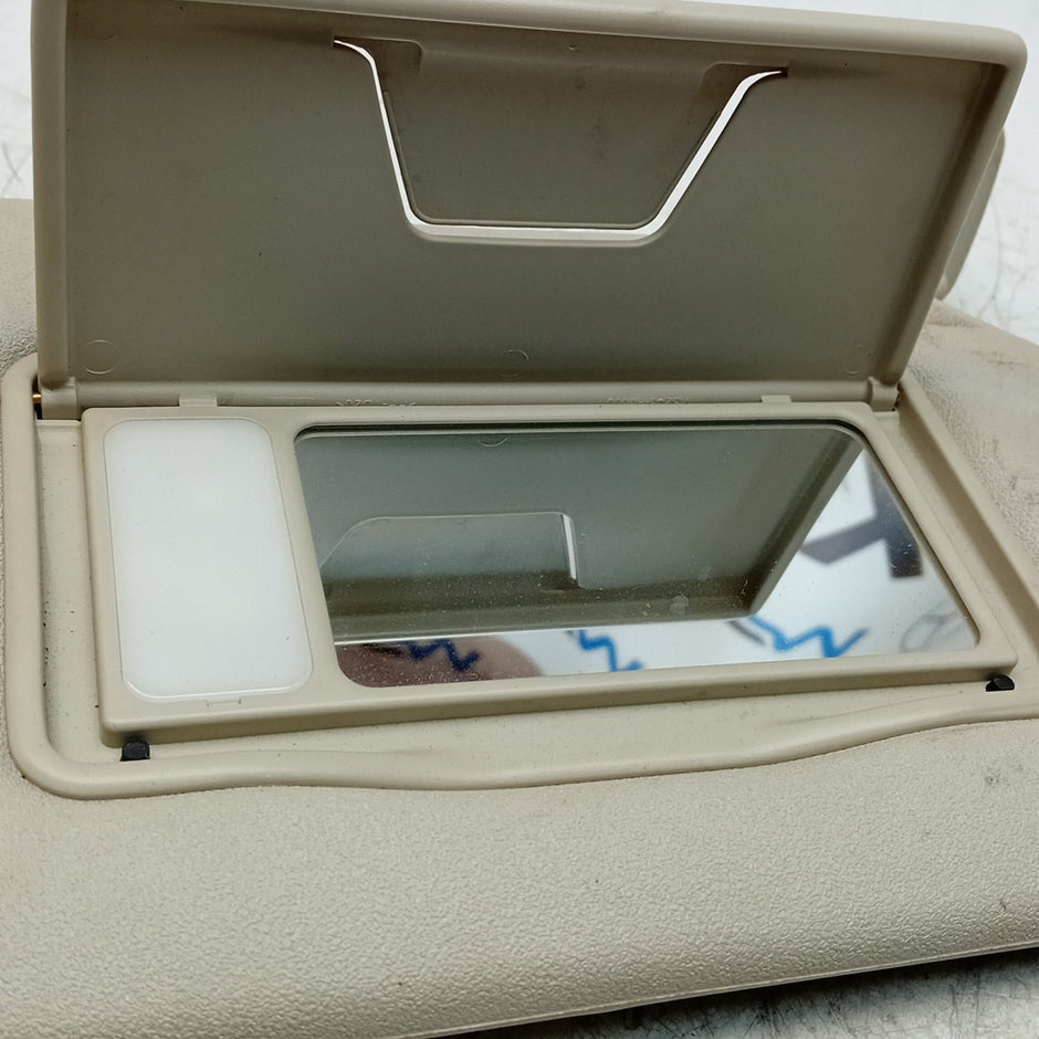 MITSUBISHI OUTLANDER MK3 SUN VISOR DRIVER SIDE OS 2014 FM001630