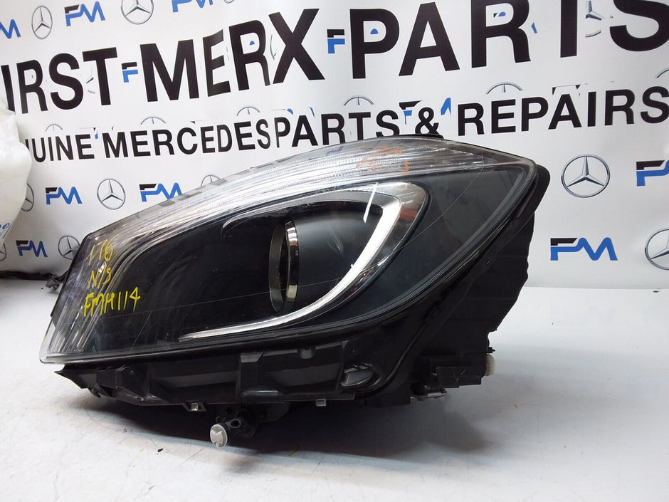 2016 MERCEDES A-CLASS W176 HEADLIGHT PASSENGER NS A1768202961 FMH114 (Damaged)
