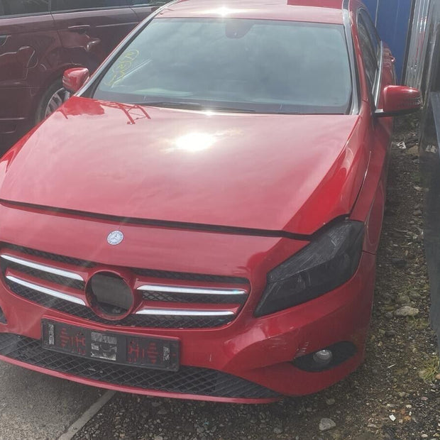 MERCEDES BENZ A-CLASS W176 / AIR BAGS ( STEERING WHEEL, KNEE, ROOF )