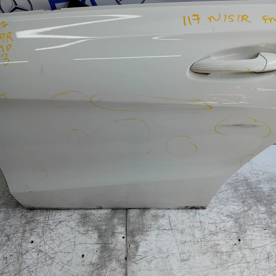 MERCEDES BENZ  CLA W117 PASSENGER REAR DOOR NSR WHITE 2014 FMD473
