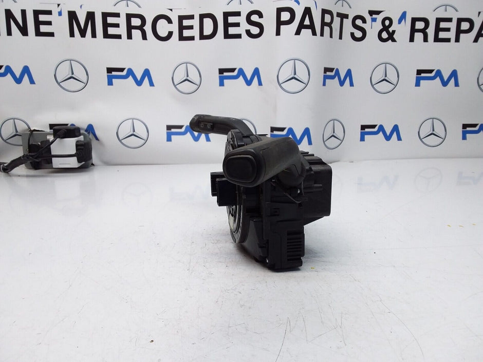 Mercedes  A-CLASS W177 INDICATOR/WIPER GEAR SELECT + SQUIB 10139371 2019 FM00527