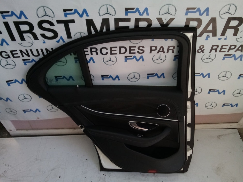 MERCEDES E CLASS W213 SALOON PASSENGER REAR DOOR (NEAR SIDE REAR) WHITE FMD22