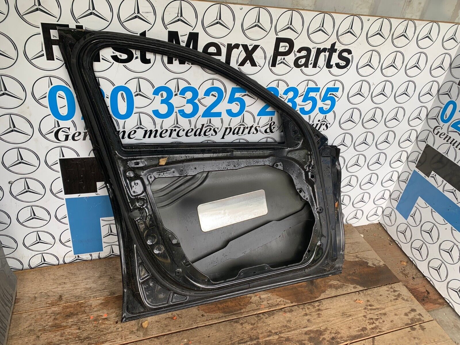 MERCEDES BENZ C CLASS W205 NEARSIDE FRONT LEFT DOOR 2013-2019