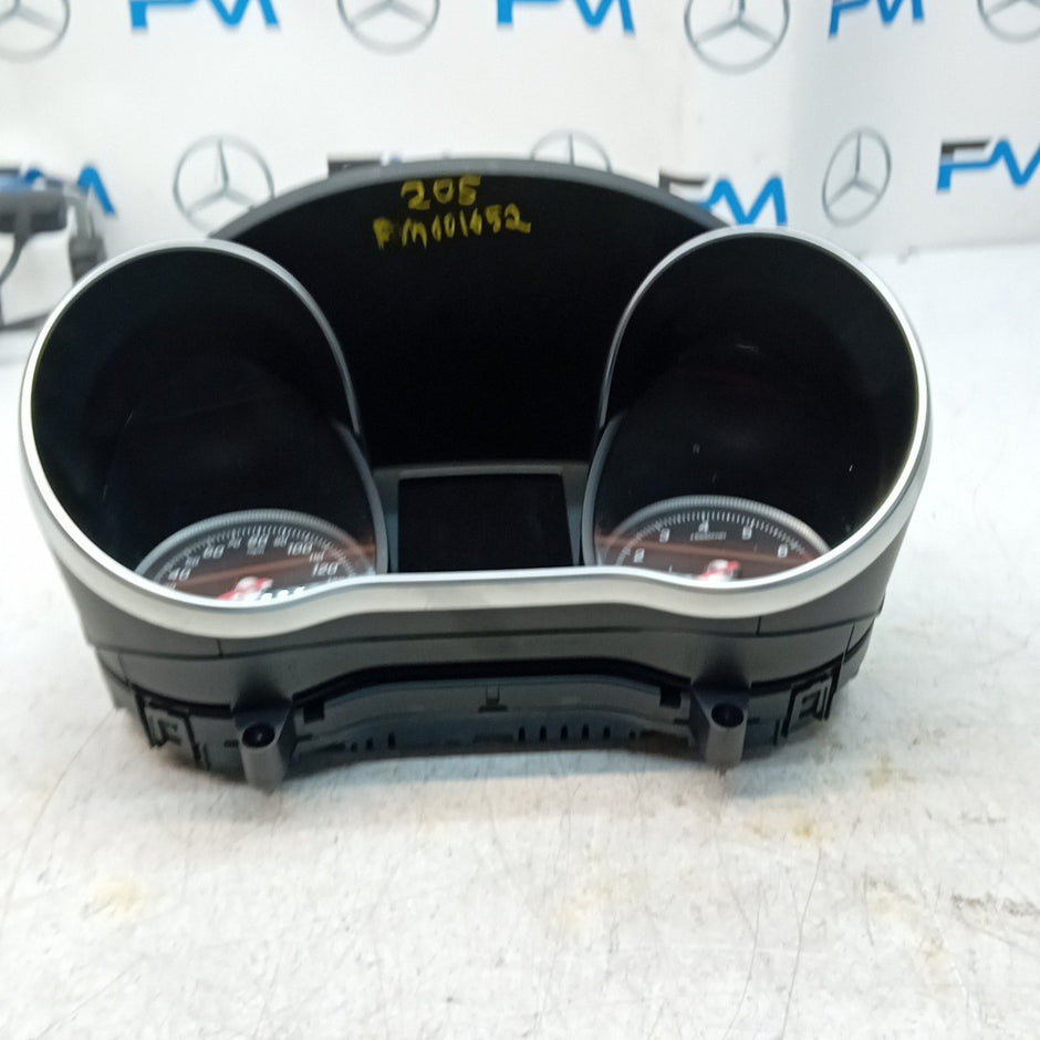 MERCEDES C-CLASS W205 SPEEDOMETER INSTRUMENT CLUSTER  A2059007033 FM001652