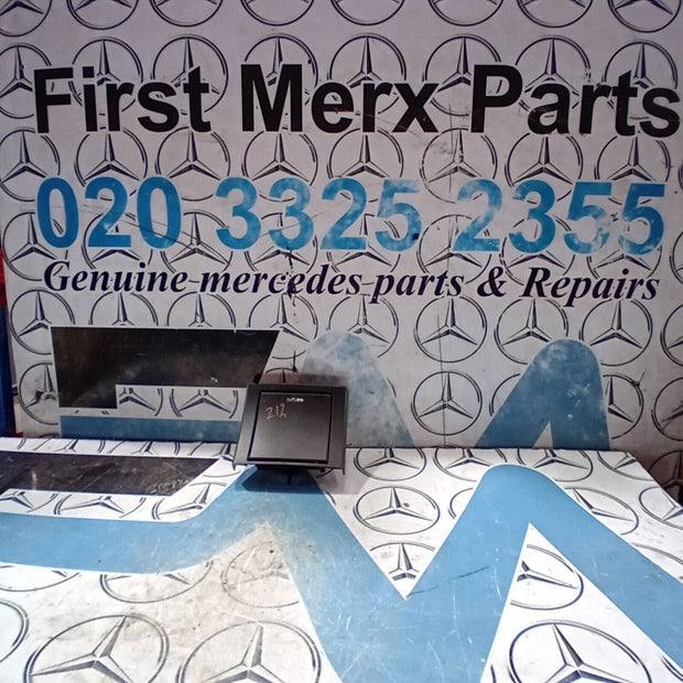 MERCEDES E CLASS CENTRE CONSOLE STORAGE ASHTRAY A2126803850 W212 2012